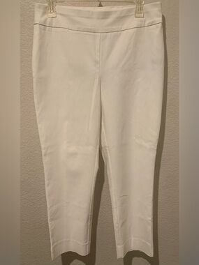 So Slimming by Chico’s  White Stretch Pull-On Ankle Pants for Women